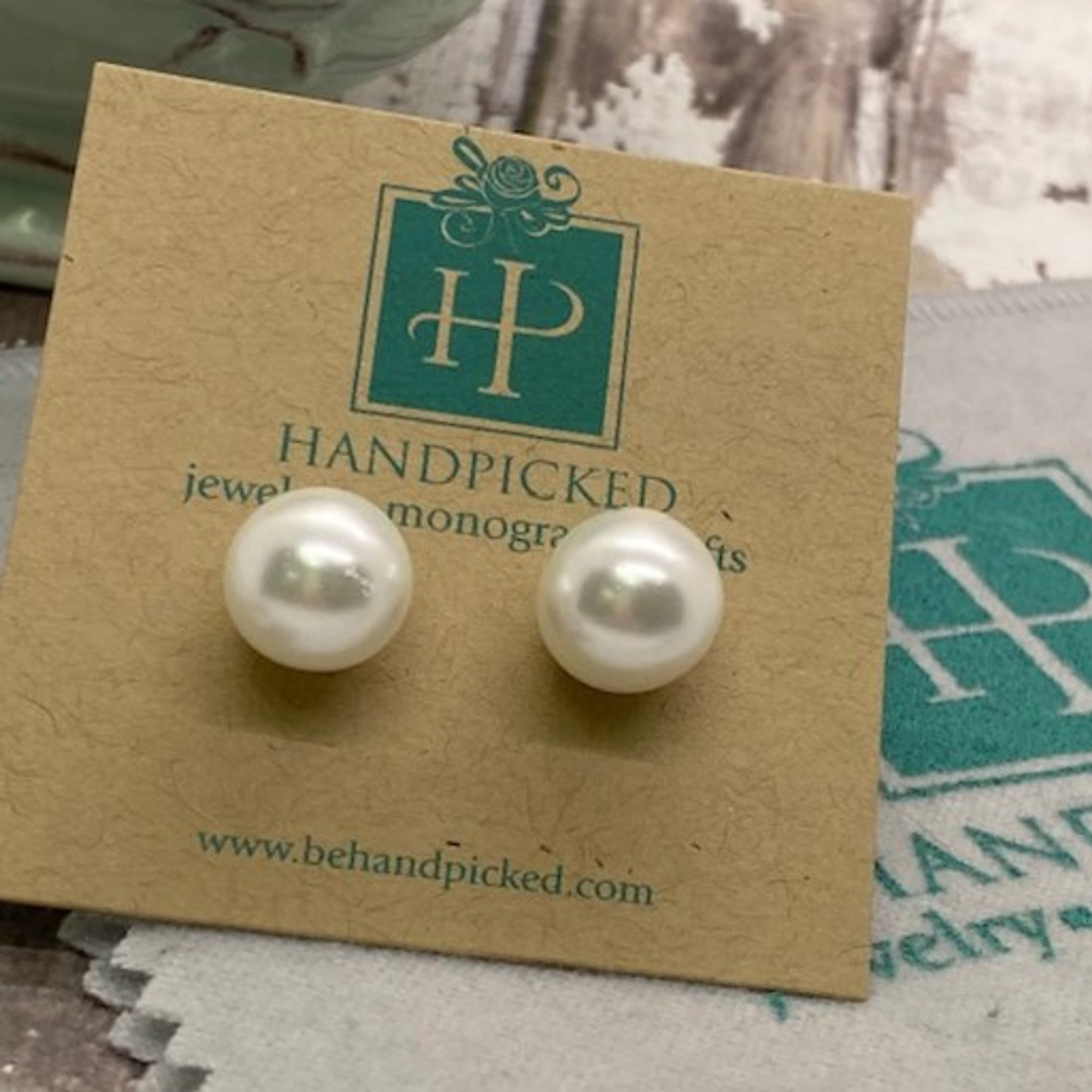 1930s 40s Heisey pearl drop earrings – Hemlock Vintage Clothing